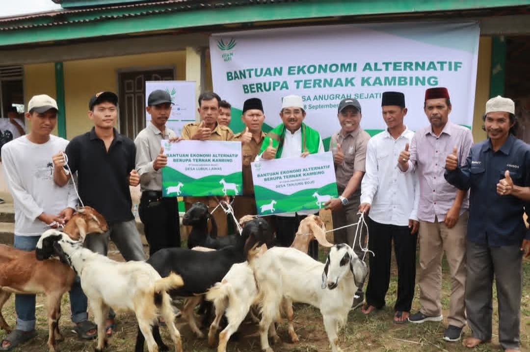 Bupati Hadiri Maulid Nabi di Muara Papalik, Sampaikan Pesan Makna Syiar Islam